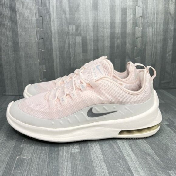 Nike Air Max Axis Women Size 10 Pink